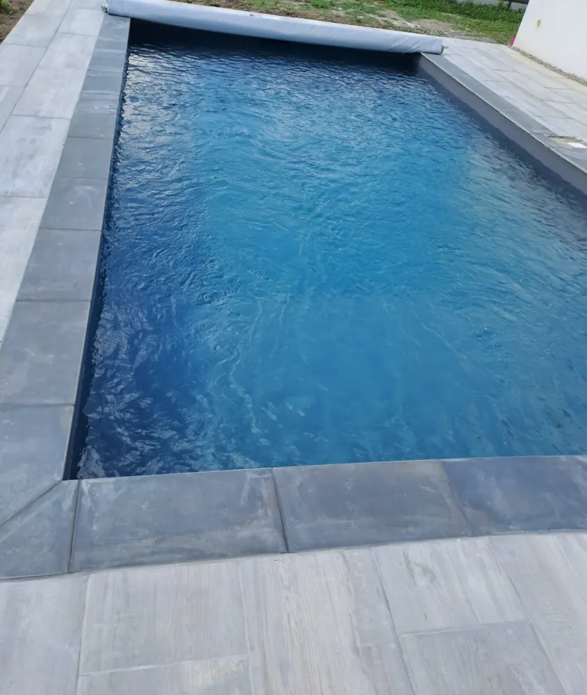 piscine béton (1)webp